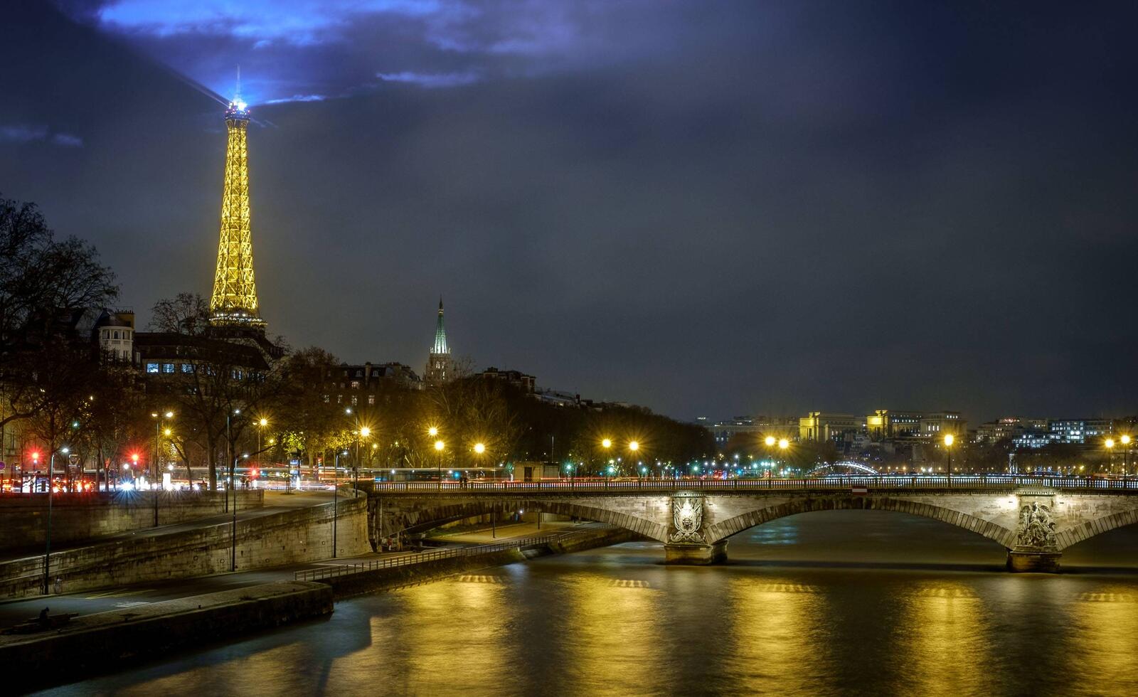 Обои Париж Эйфелева Башня здания на рабочий стол