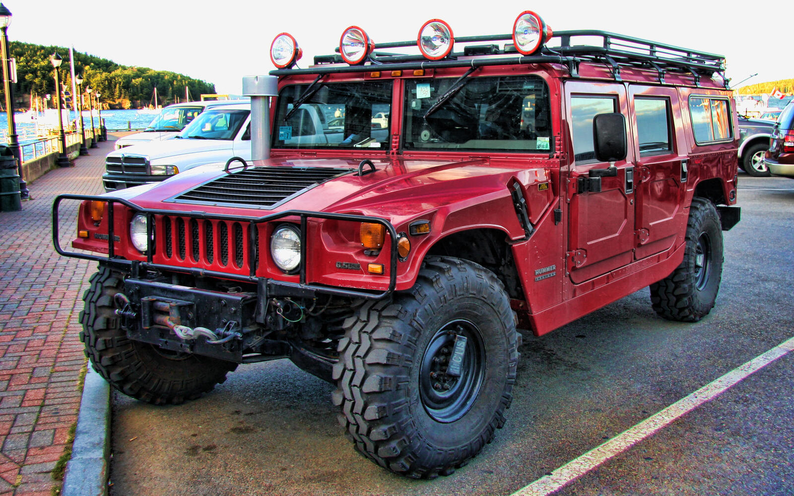 Wallpapers hummer jeep red on the desktop