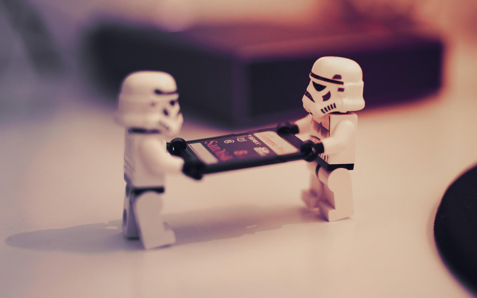 Wallpapers flash drive people lego on the desktop