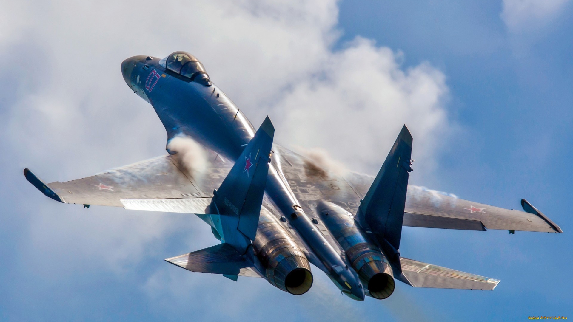 Бесплатное фото Военный истребитель Су-34