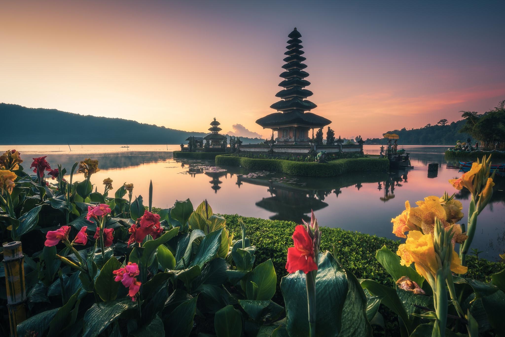 Wallpapers canna temple bali on the desktop