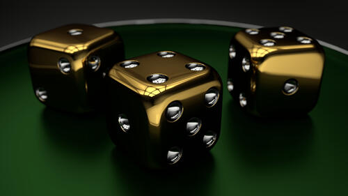 Gold dice