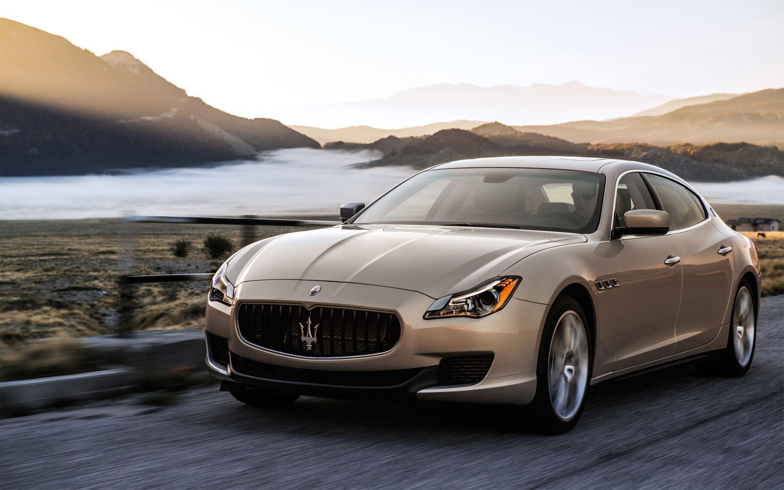 Wallpapers maserati driver speed on the desktop