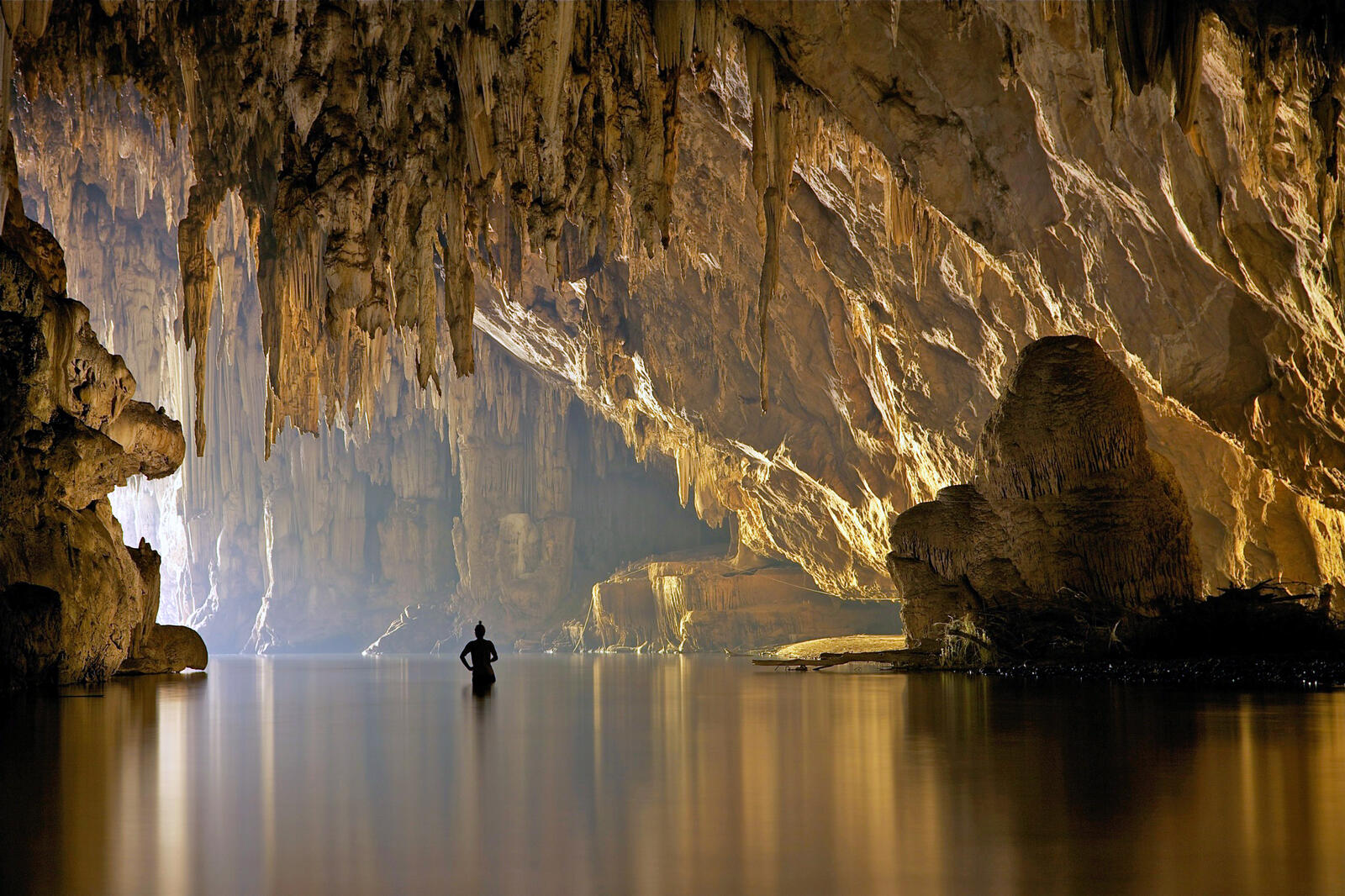 Обои вьетнам пещера вода на рабочий стол