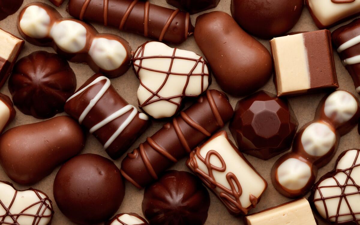 Сладкие шоколадные конфетки