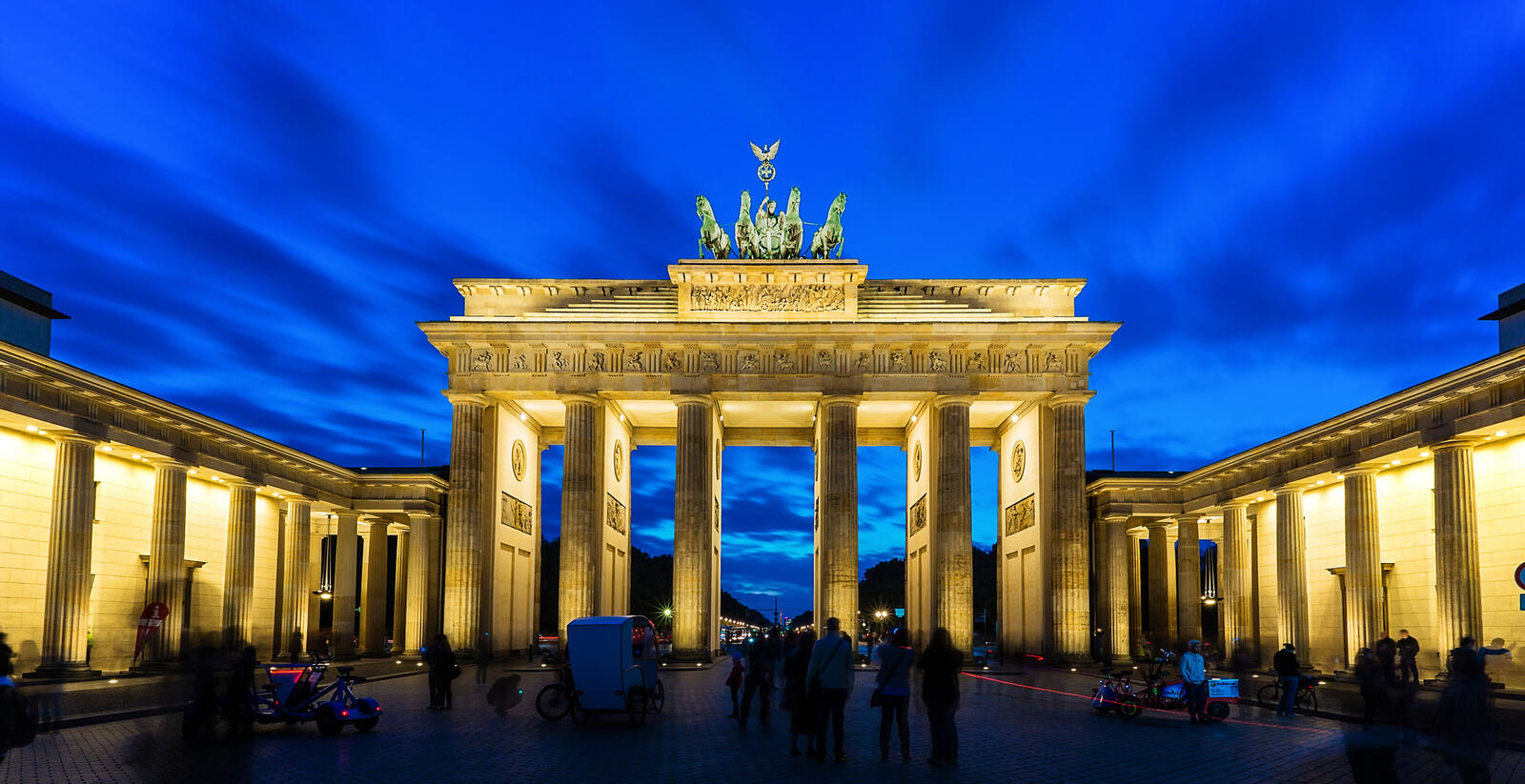 Обои Берлин освещение памятник на рабочий стол
