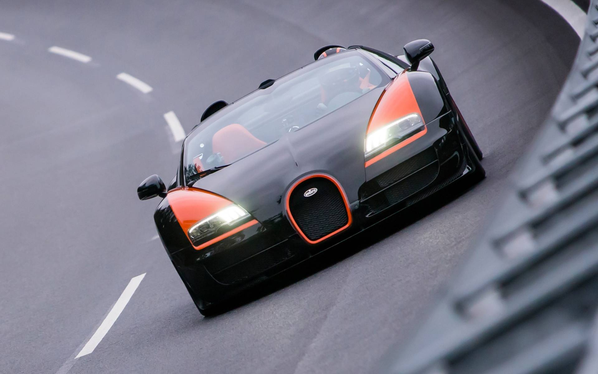 Wallpapers Bugatti convertible track on the desktop