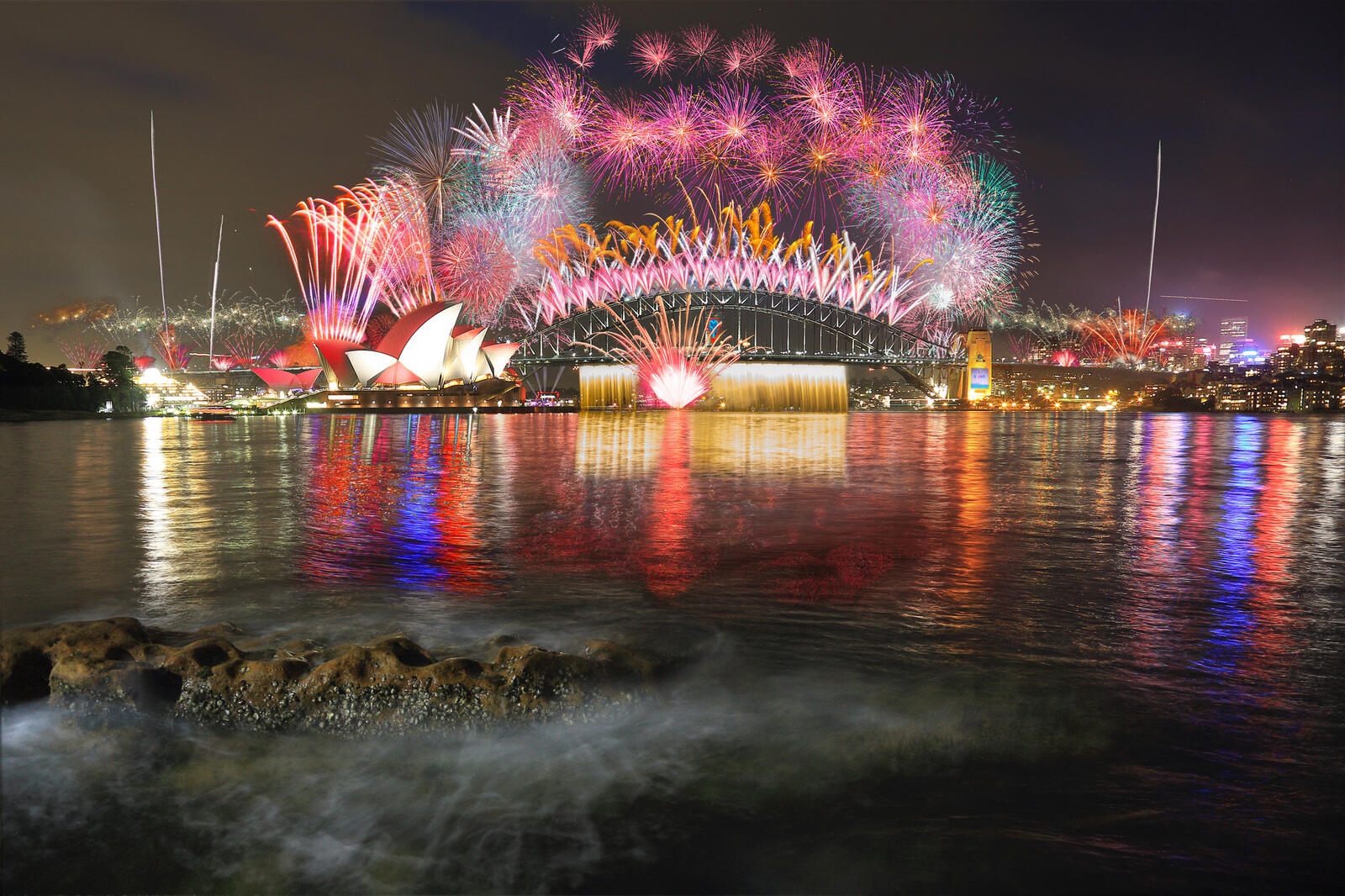 Wallpapers Sydney salute fireworks on the desktop
