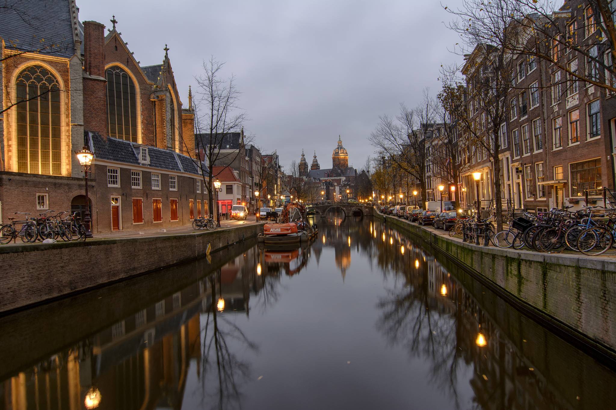 Обои Нидерланды канал темно на рабочий стол
