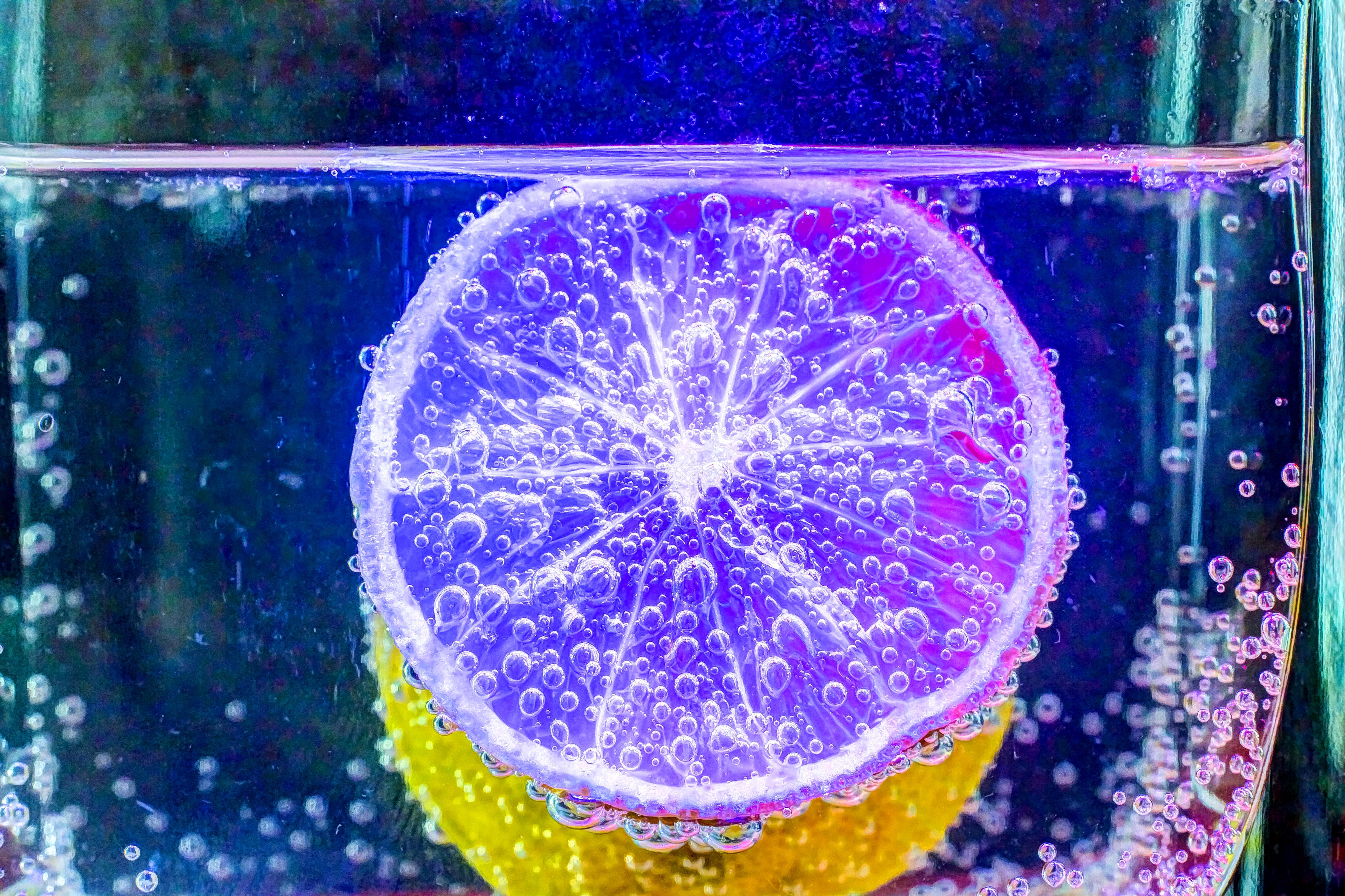 Обои жидкость лимонад вода на рабочий стол