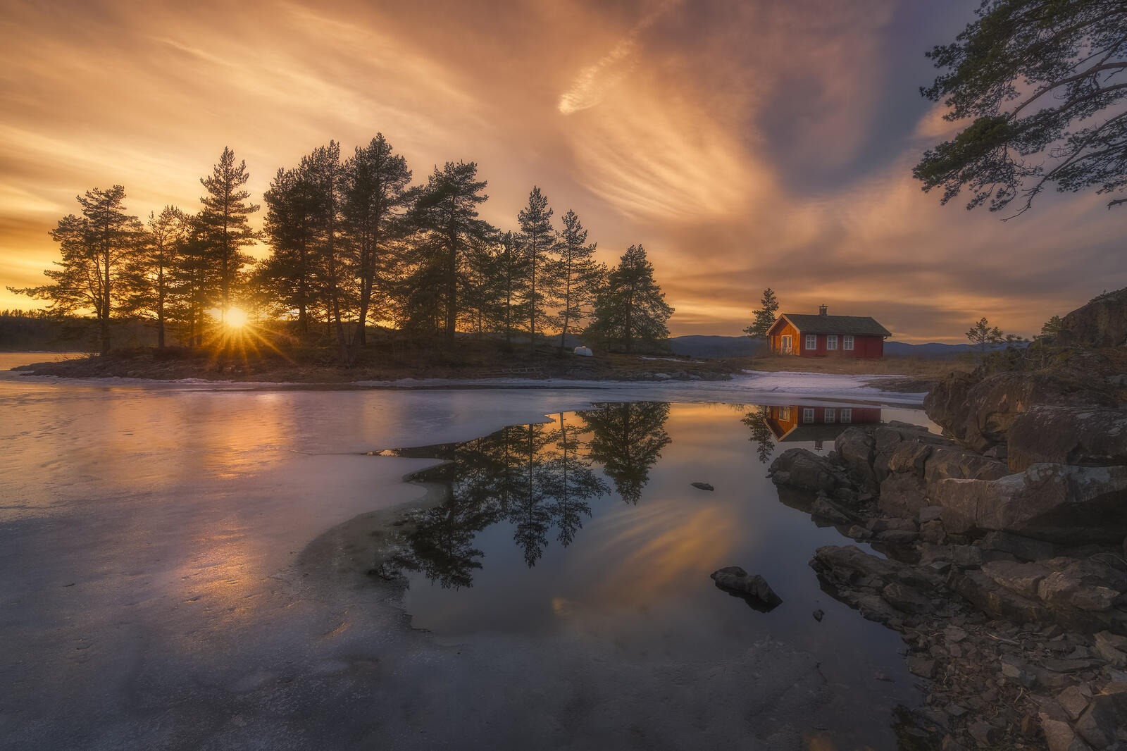 Обои дом озеро Норвегия на рабочий стол