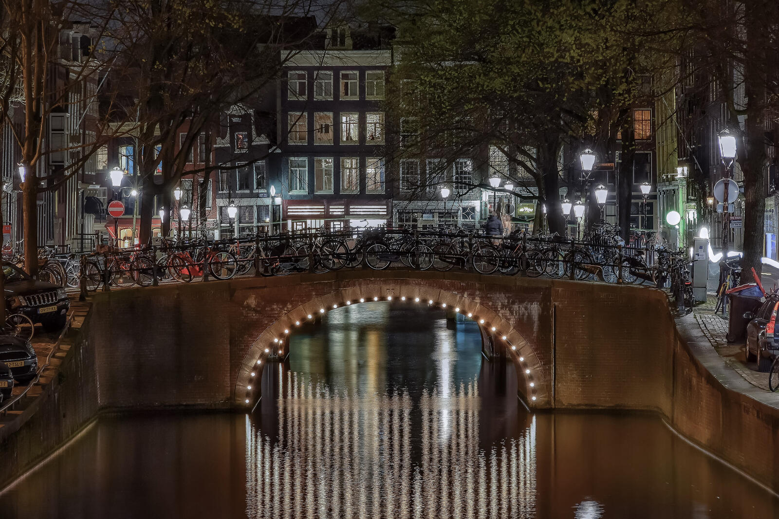 Обои Амстердам мост вечер на рабочий стол
