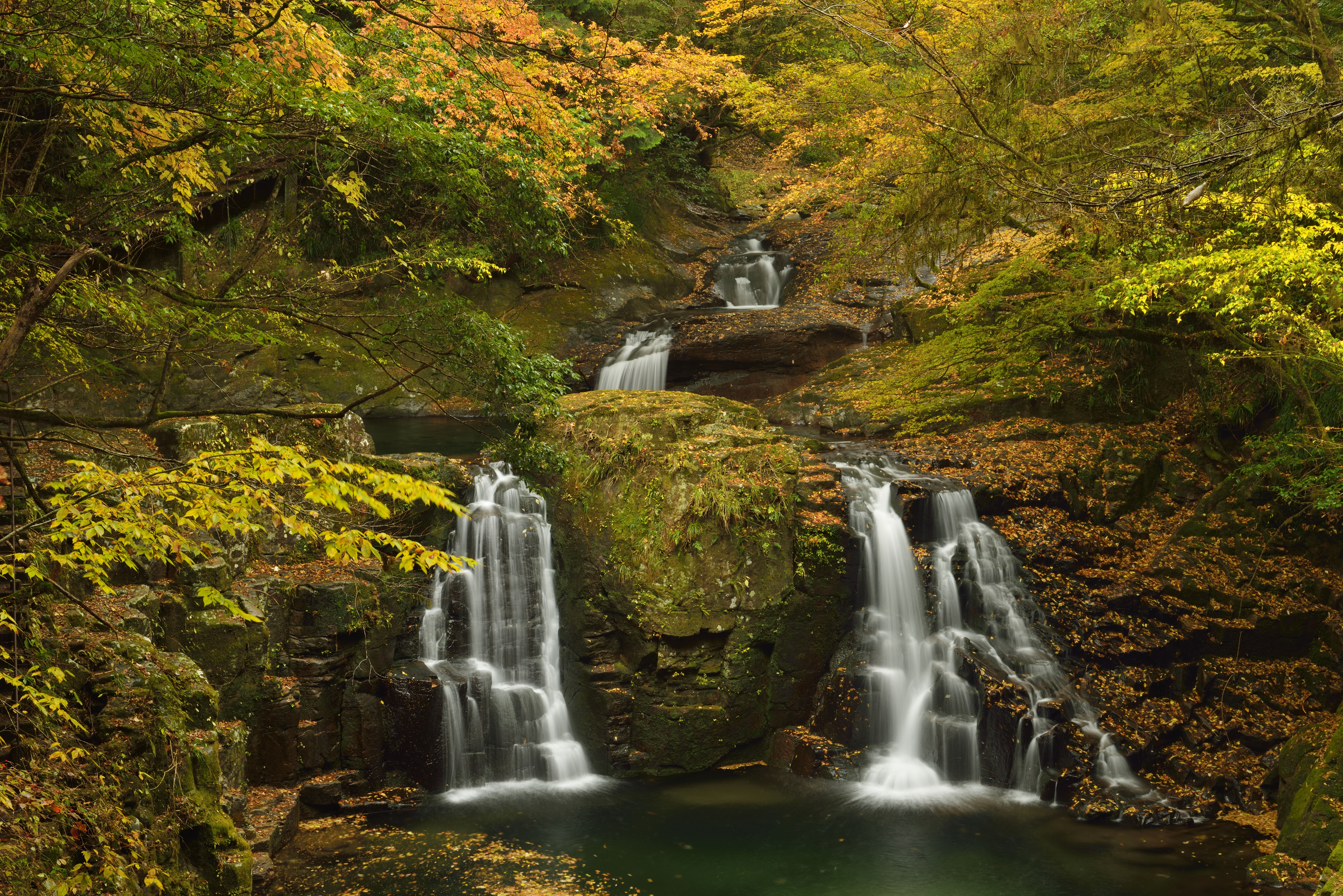 Wallpapers autumn waterfall autumn forest on the desktop