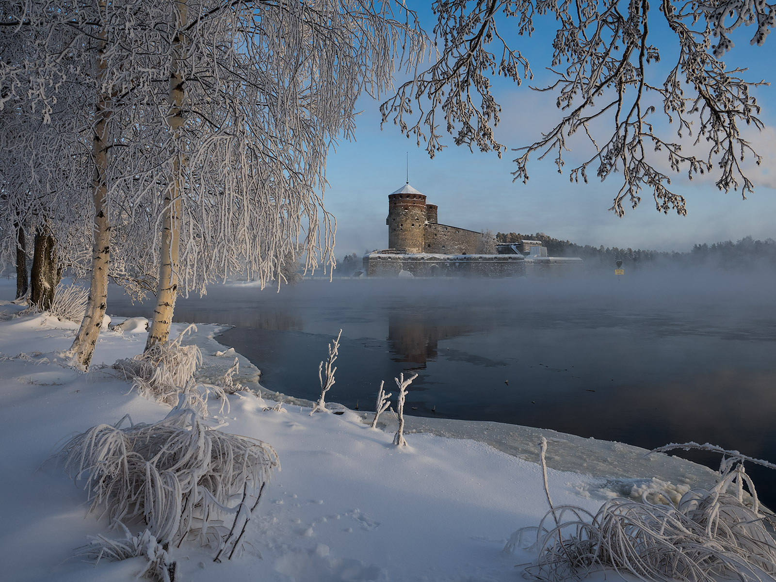 Обои Замок Олавинлинна пейзаж замки Финляндии на рабочий стол