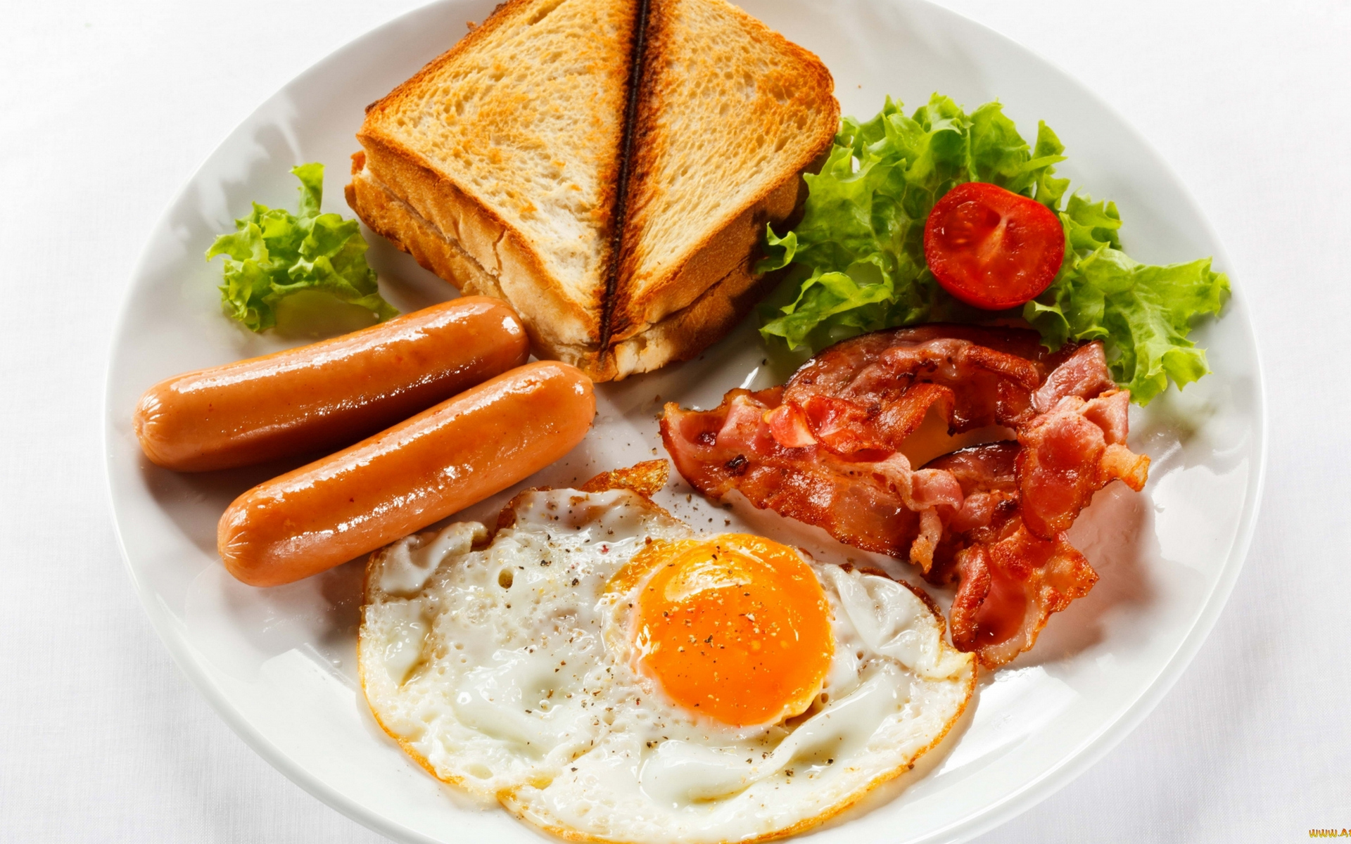 Фото бесплатно завтрак, яйцо жареное, бекон