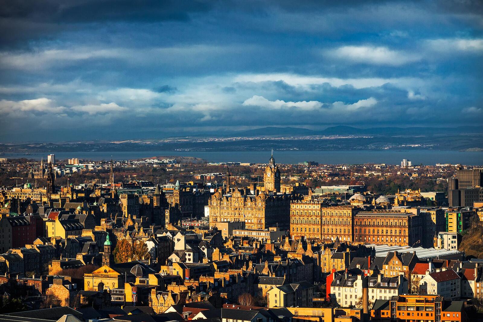 Wallpapers Edinburgh the roofs of the houses cityscape on the desktop