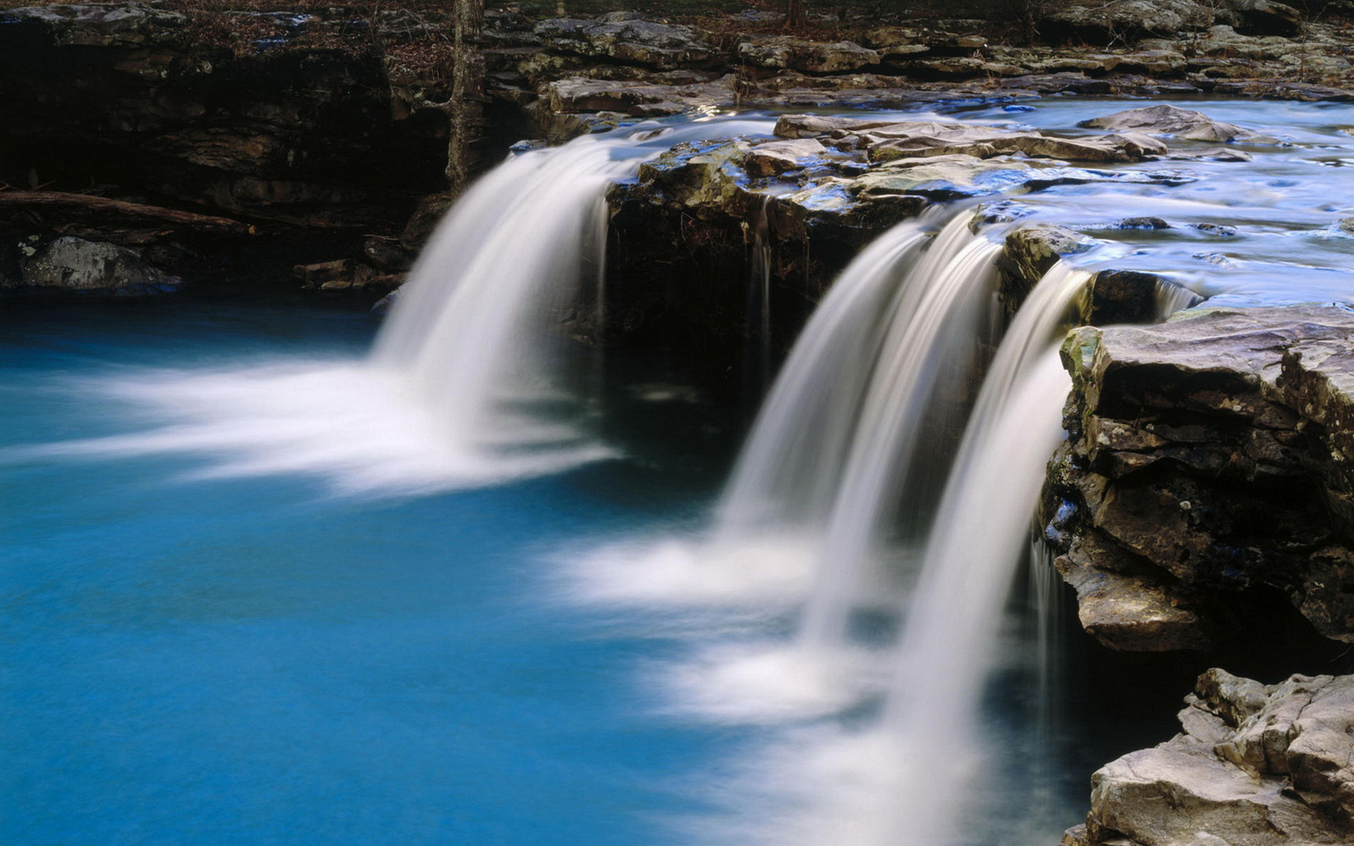 водопад осень вода брызги камни бесплатно