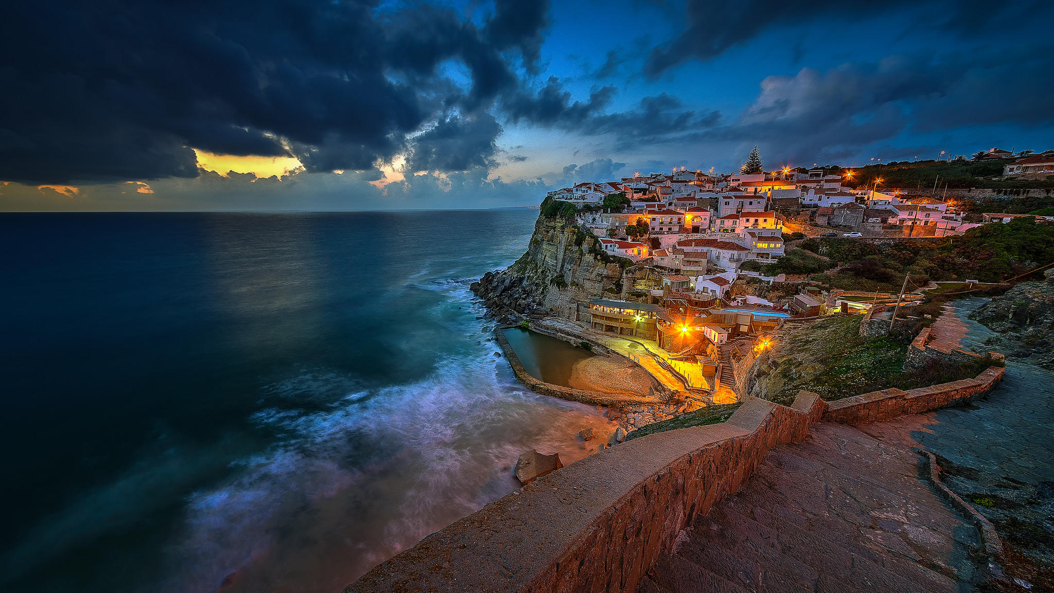 Free photo Picture azenhas do mar, portugal on the desktop