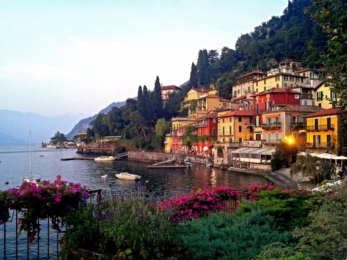Download picture of the city, varenna for your desktop for free