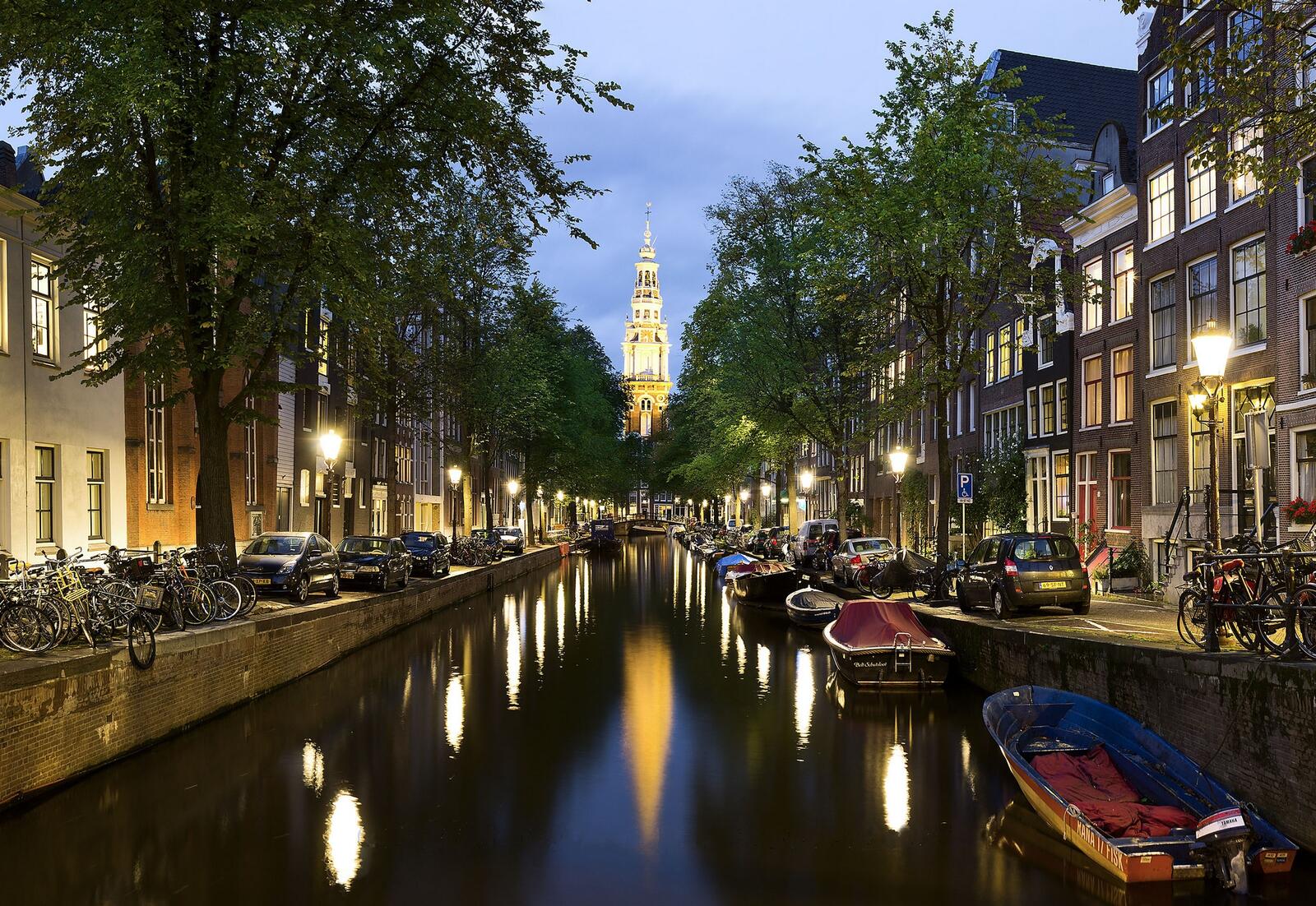 Обои Амстердам Нидерланды катер на рабочий стол