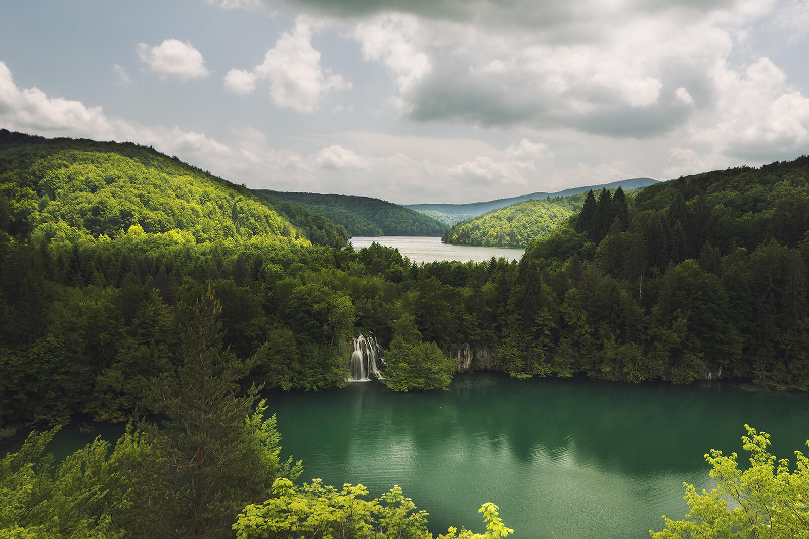 Обои Plitvice Lakes National Park Croatia река на рабочий стол
