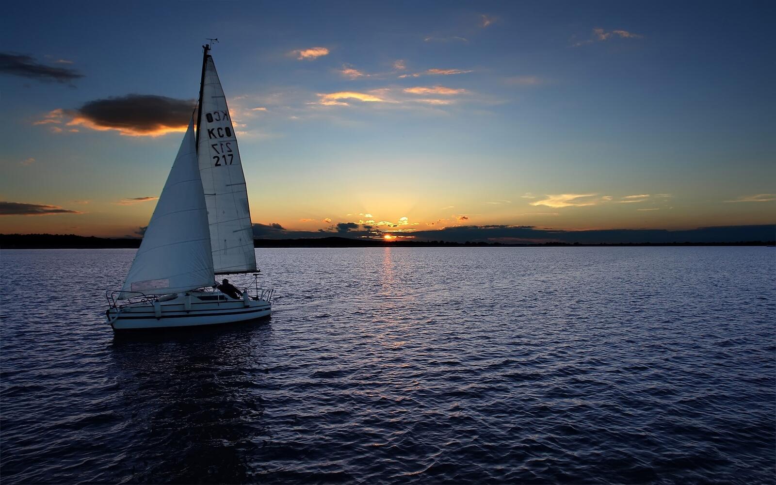 Wallpapers sail yacht sunset on the desktop