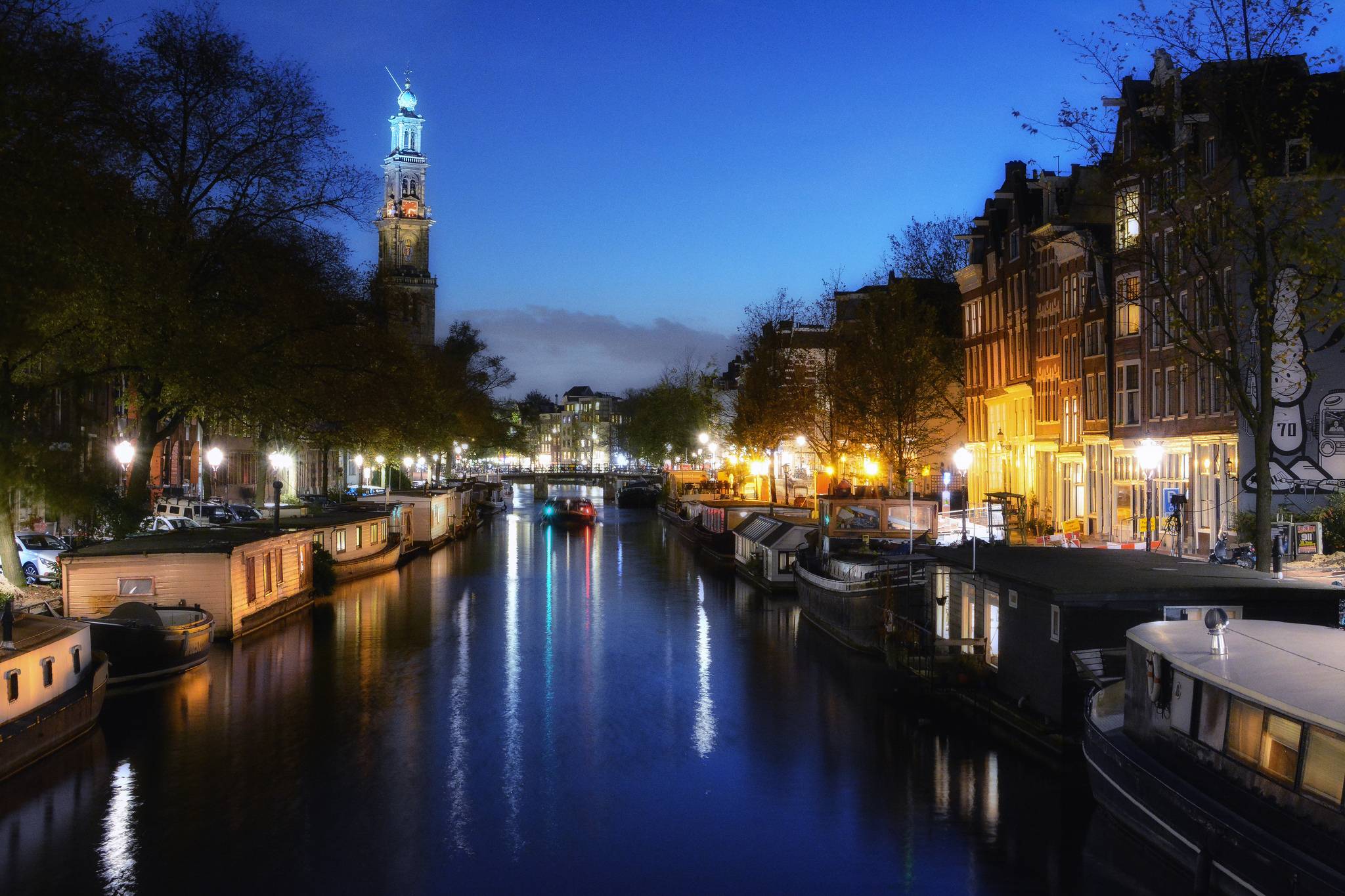 Wallpapers Amsterdam river the capital and the largest city of the Netherlands on the desktop