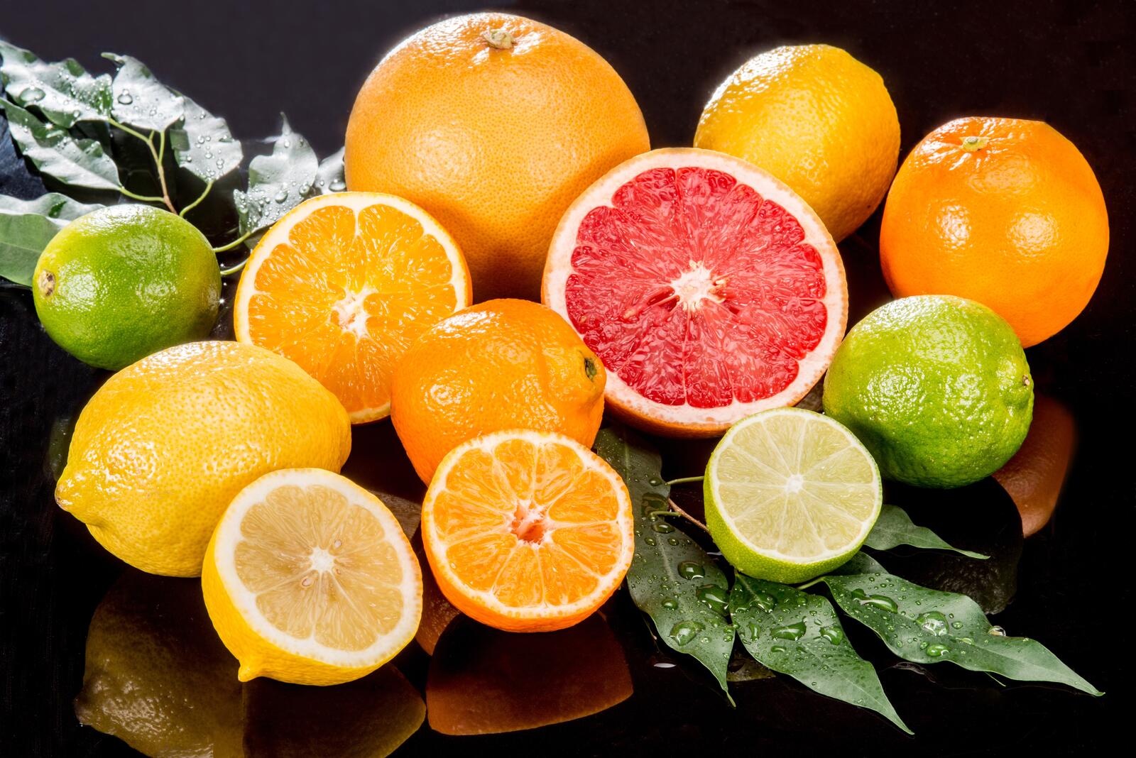 Обои фрукты апельсины лимон на рабочий стол