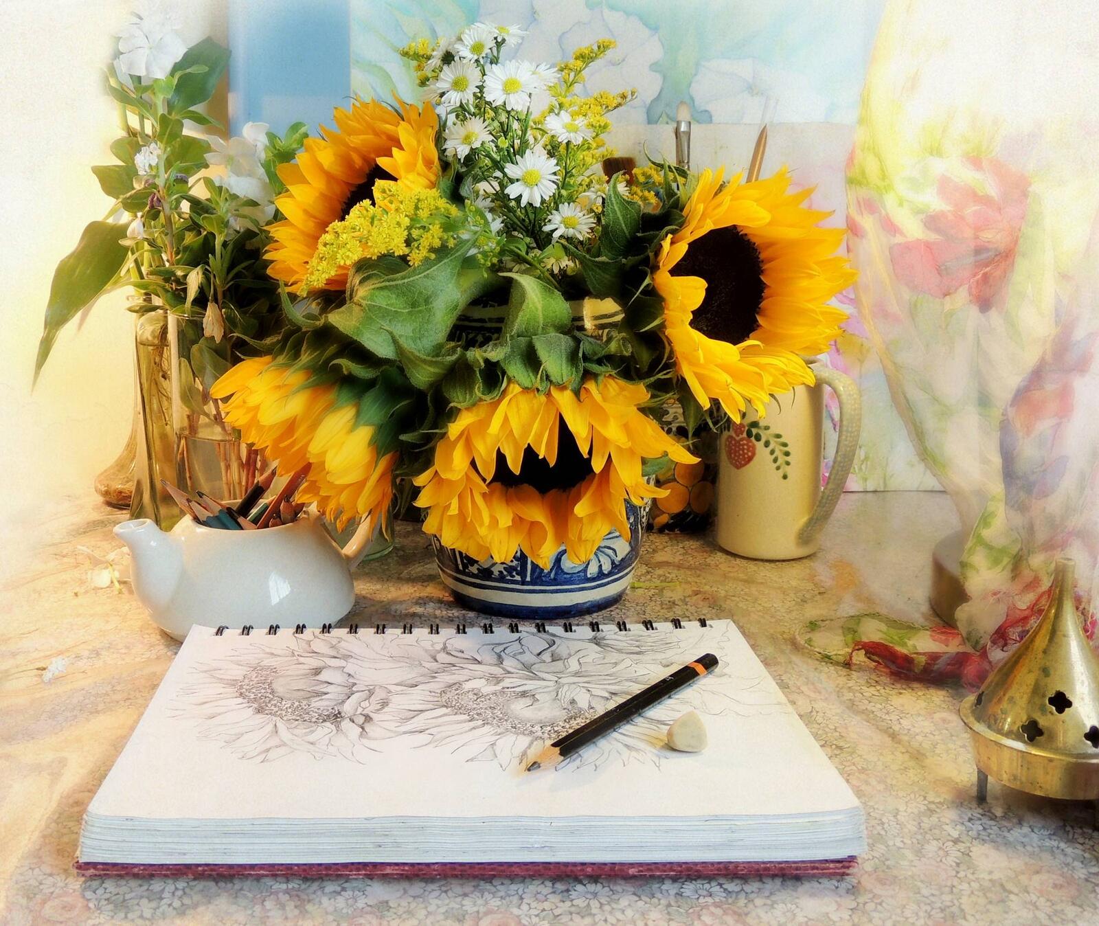 Wallpapers vase still life sunflowers on the desktop