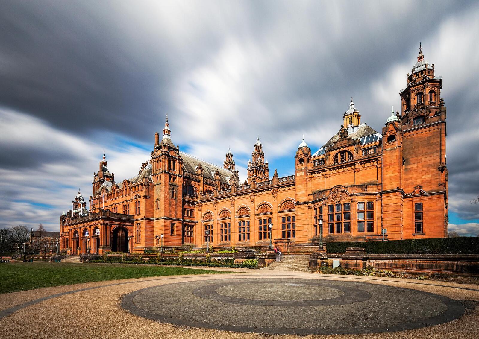 Wallpapers Kelvingrove Museum and art gallery in Glasgow Scotland city on the desktop