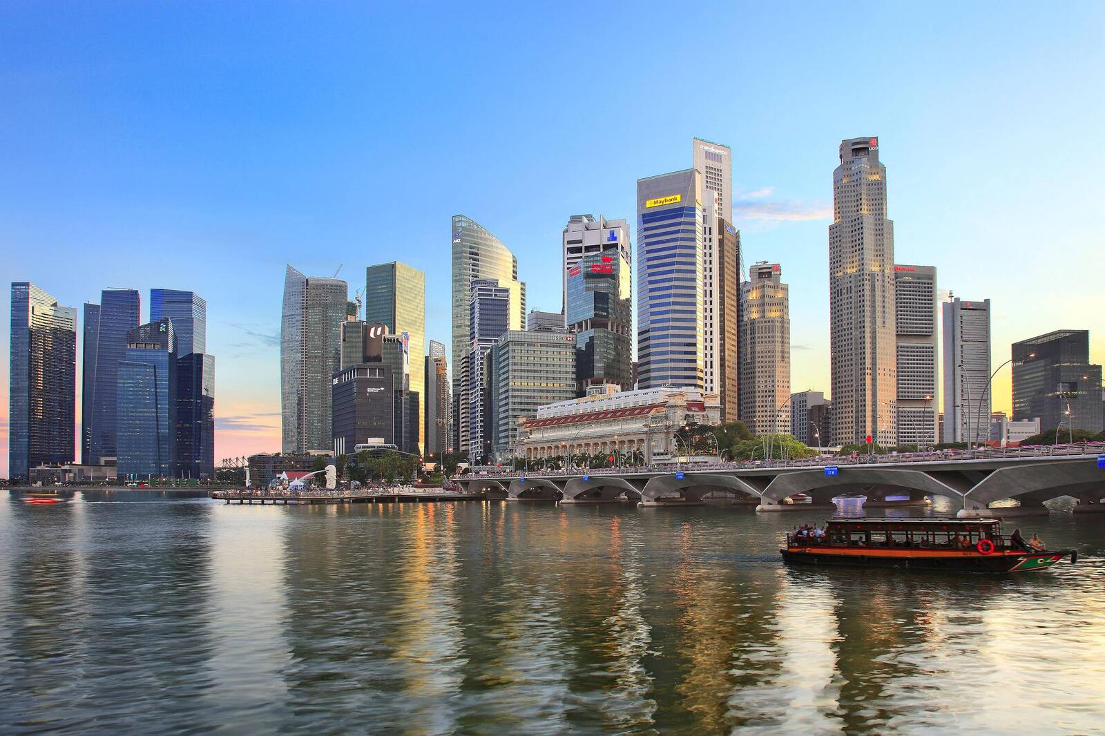 Обои Сингапур катер море на рабочий стол