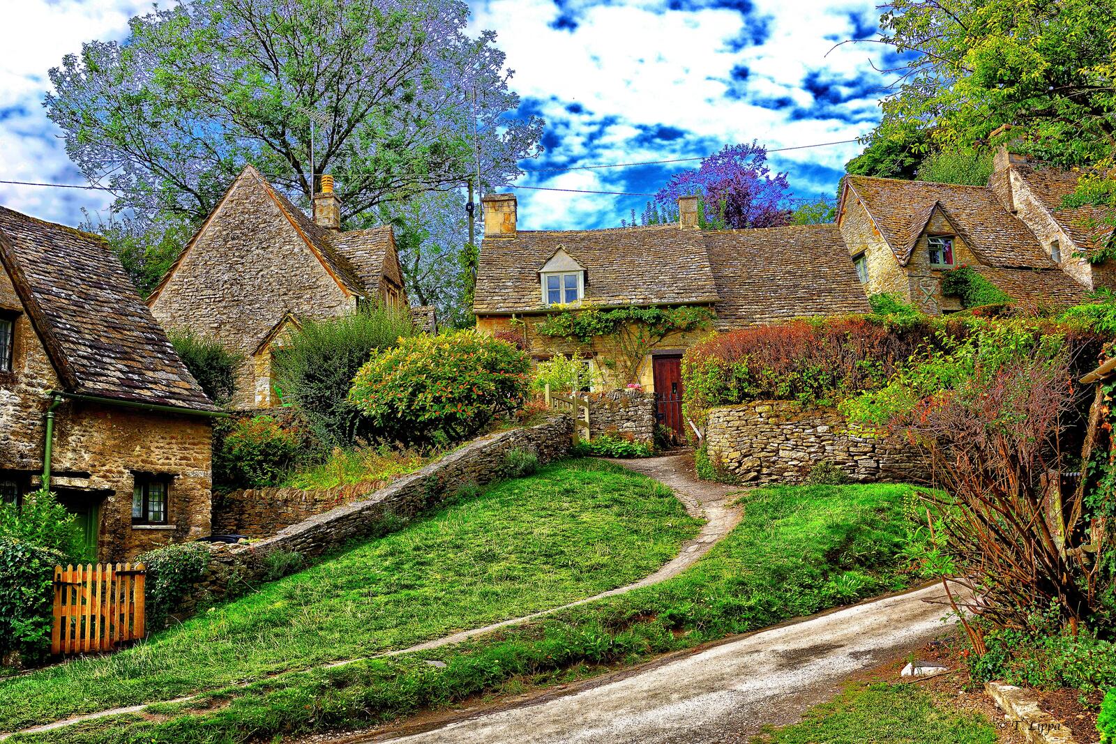 Wallpapers house in Cotswold England landscape on the desktop