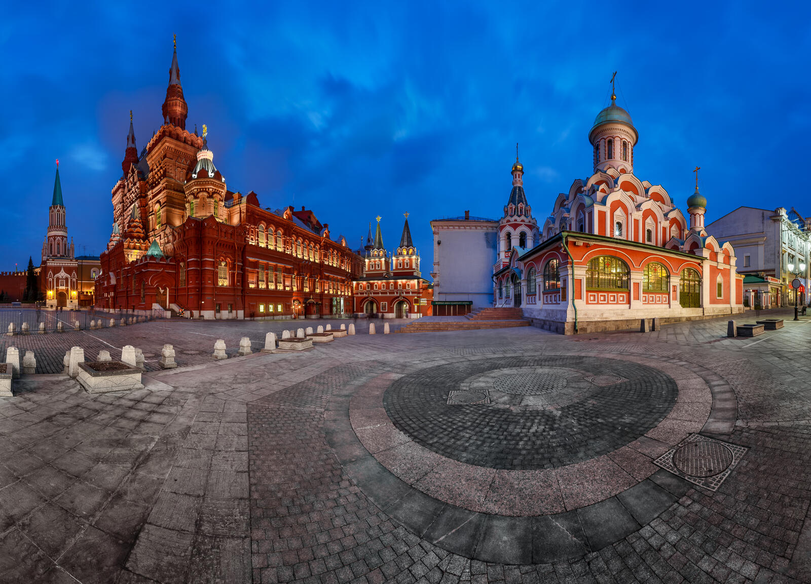 Обои Панорама Красной площади Кремль Исторический музей на рабочий стол