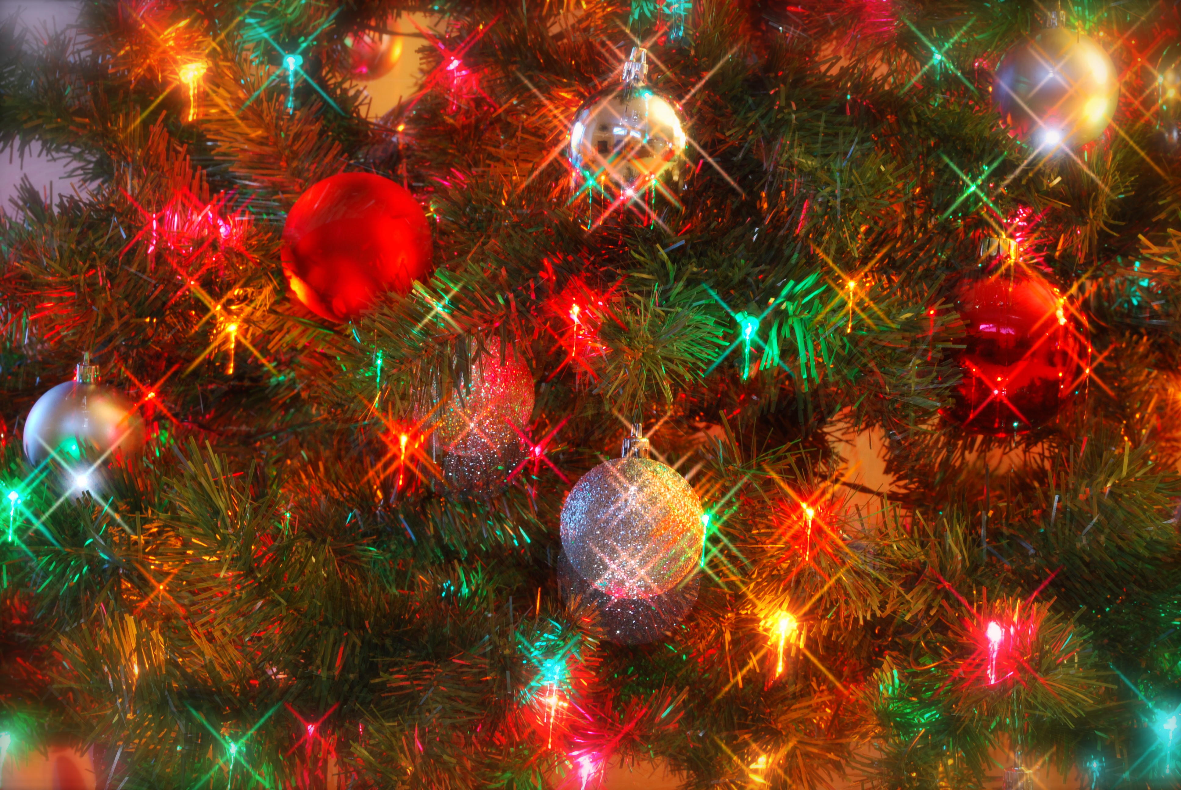 Wallpapers Christmas tree New Year wallpapers toys on the desktop