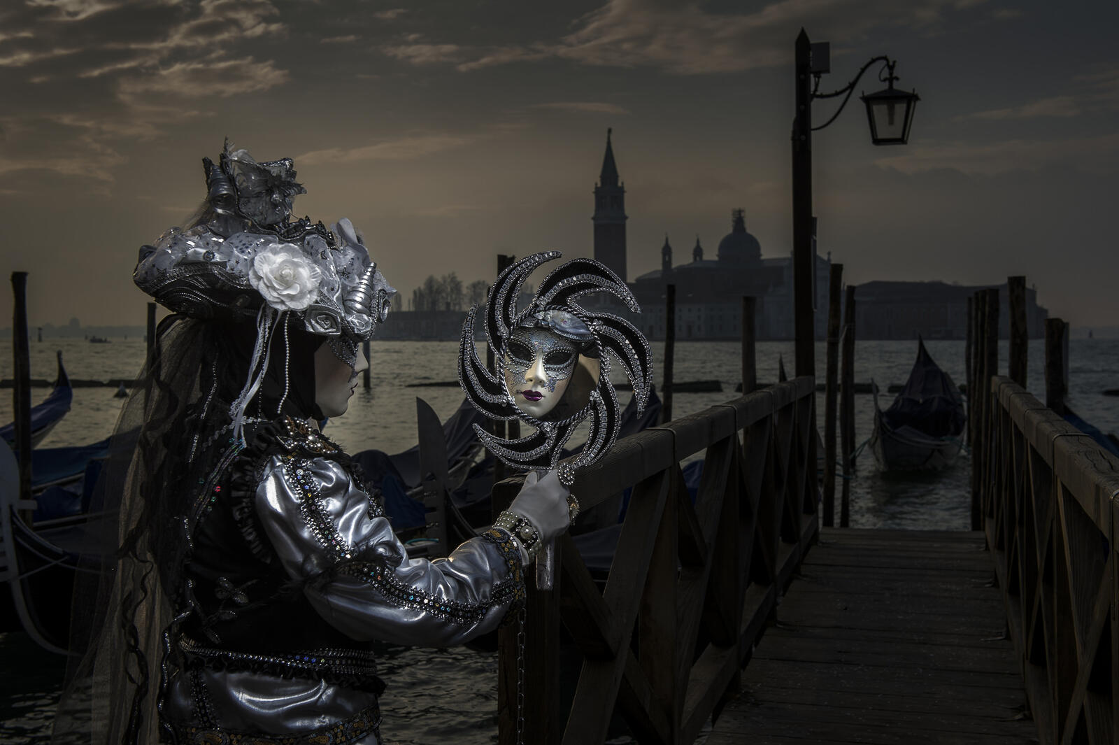 Wallpapers Venetian masks Venetian carnival masks on the desktop