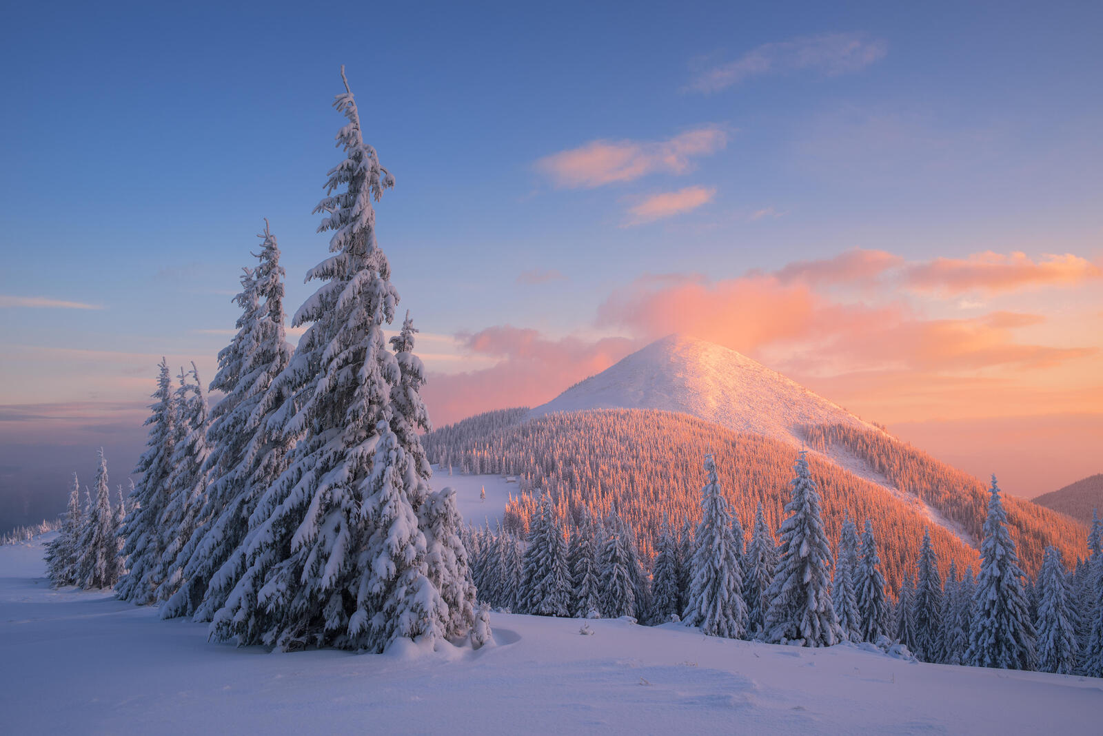 Wallpapers mountains snowdrifts sunset on the desktop