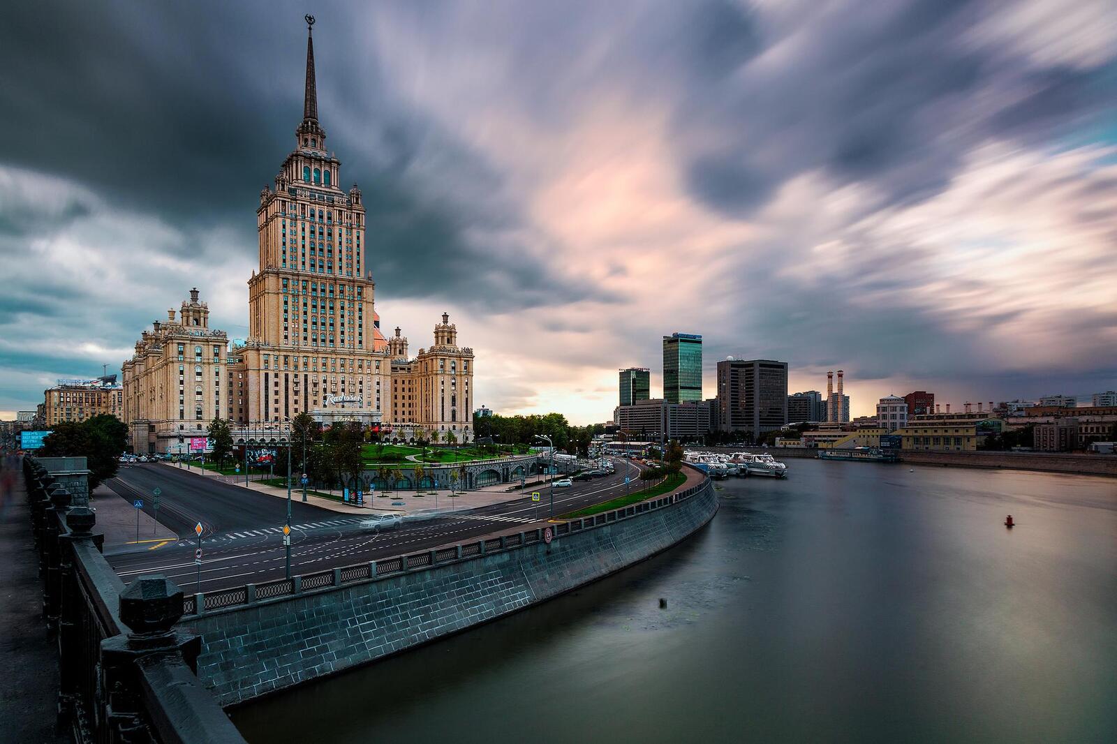 Обои Украина отель Москва Россия на рабочий стол