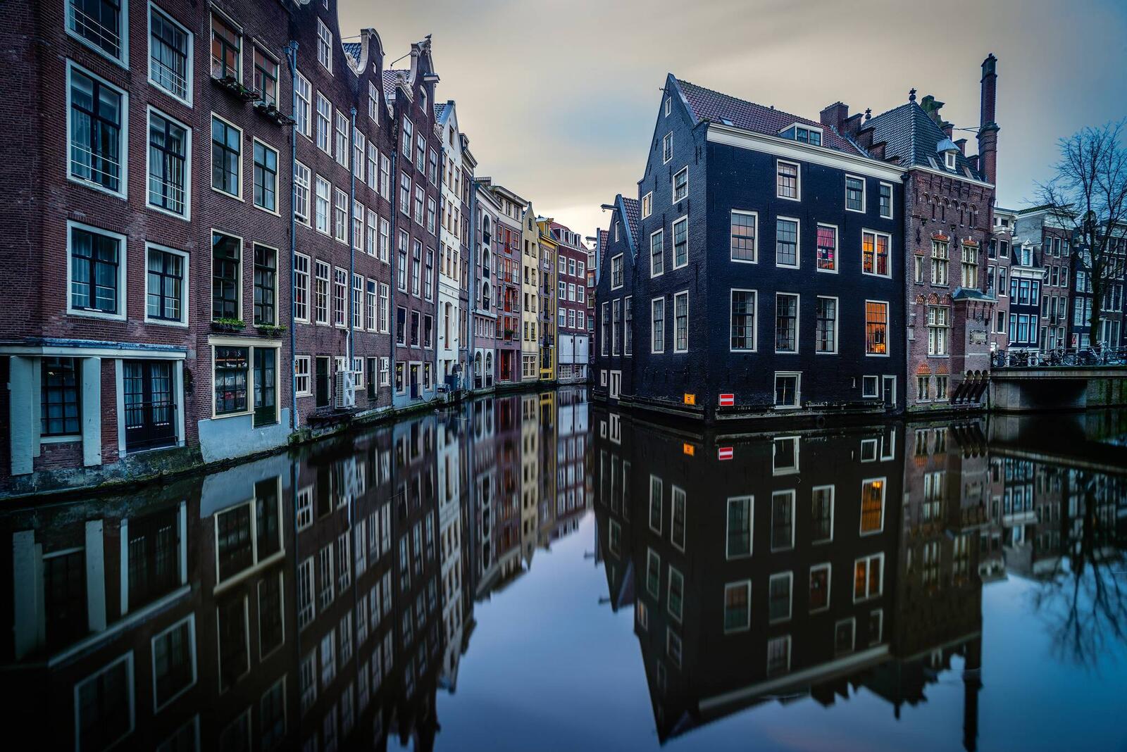 Обои расположен в провинции Северная Голландия дома у воды Амстердам на рабочий стол