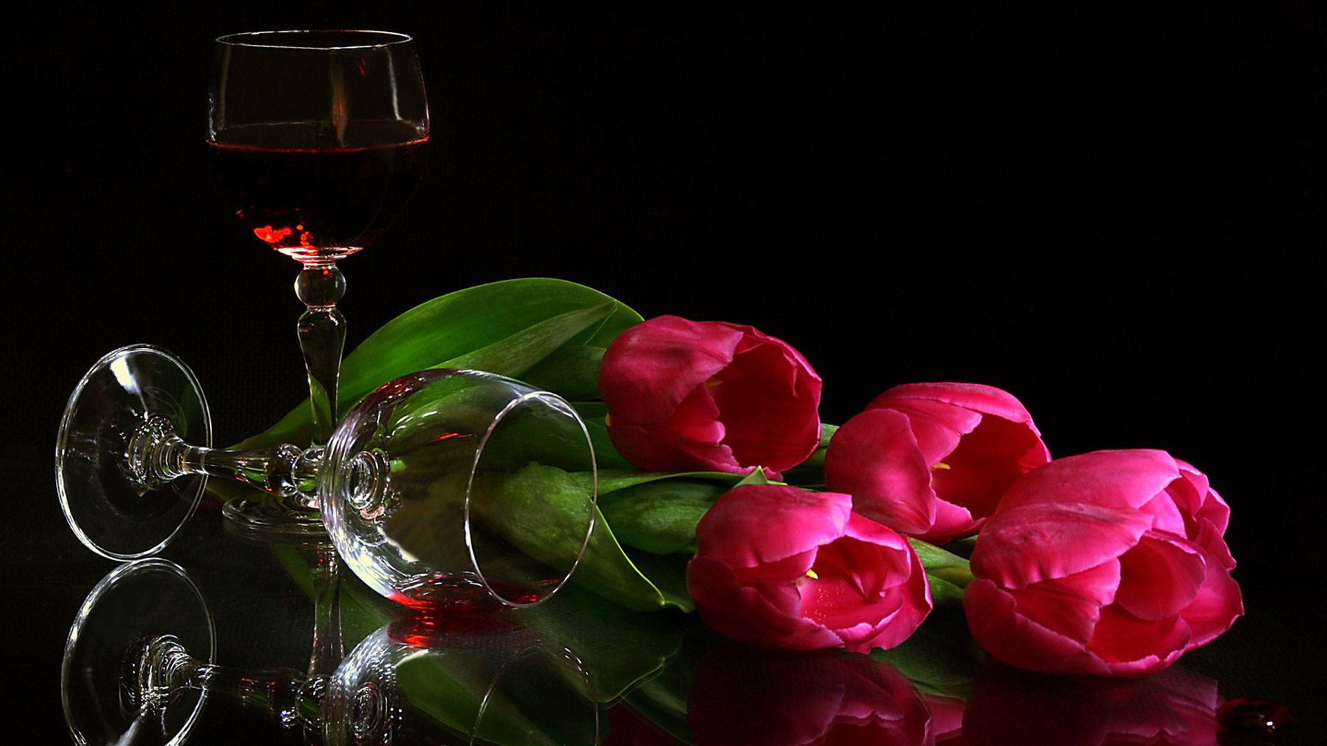 Обои розовые тюльпаны вино на рабочий стол