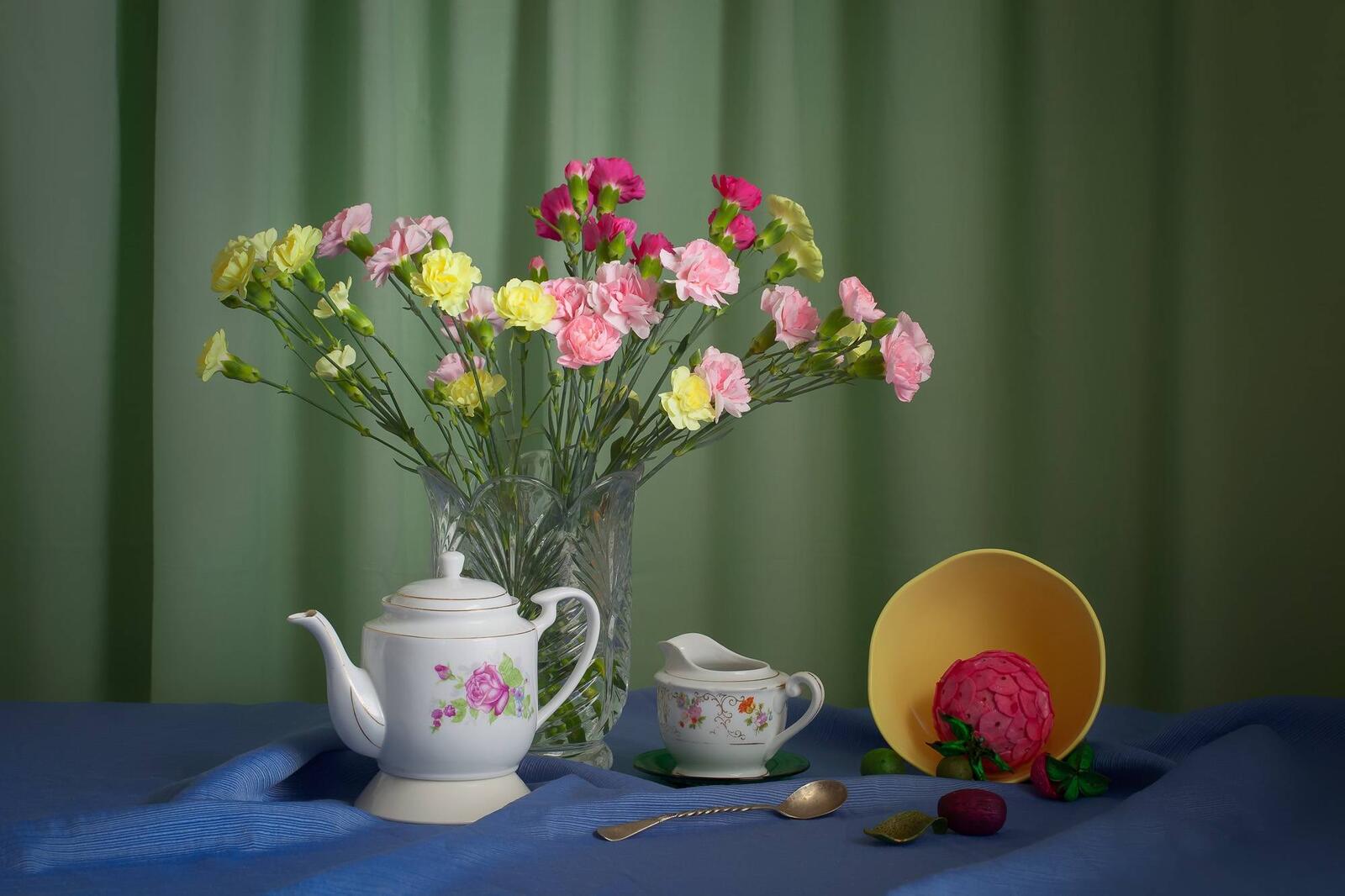 Wallpapers vase flowers teapot on the desktop