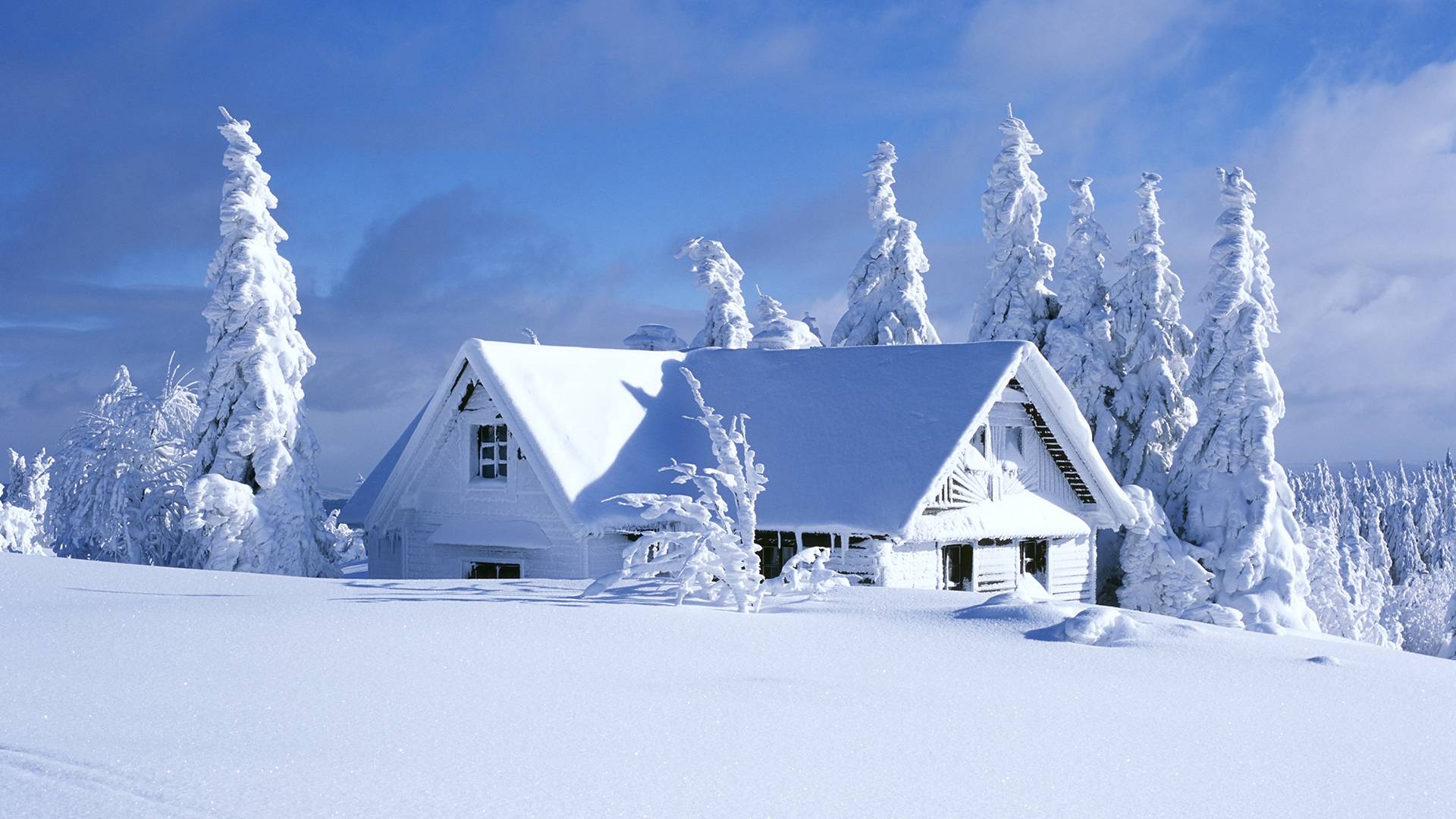 Фото бесплатно зима, дом, окна