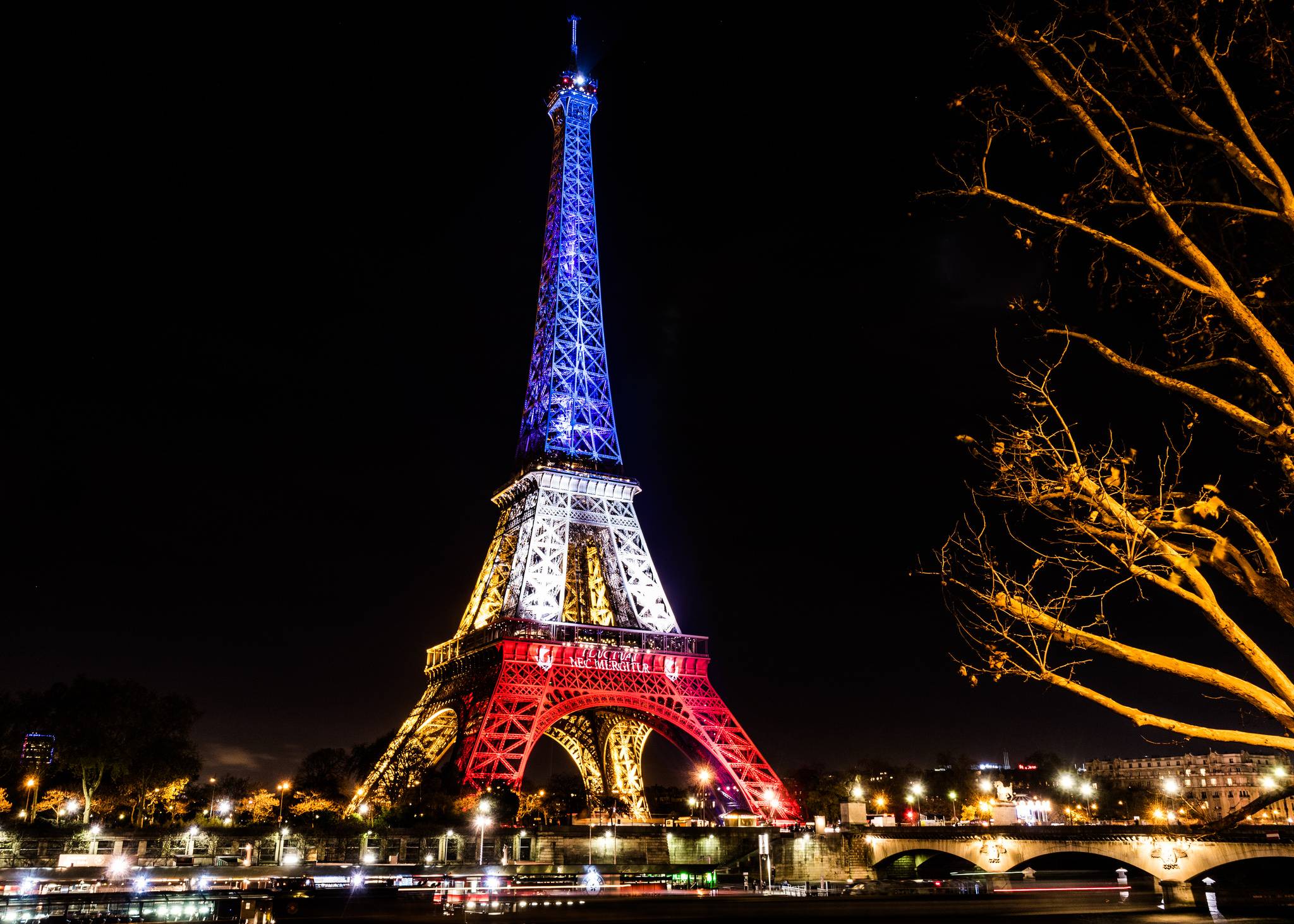 Обои освещение Париж ночной город на рабочий стол