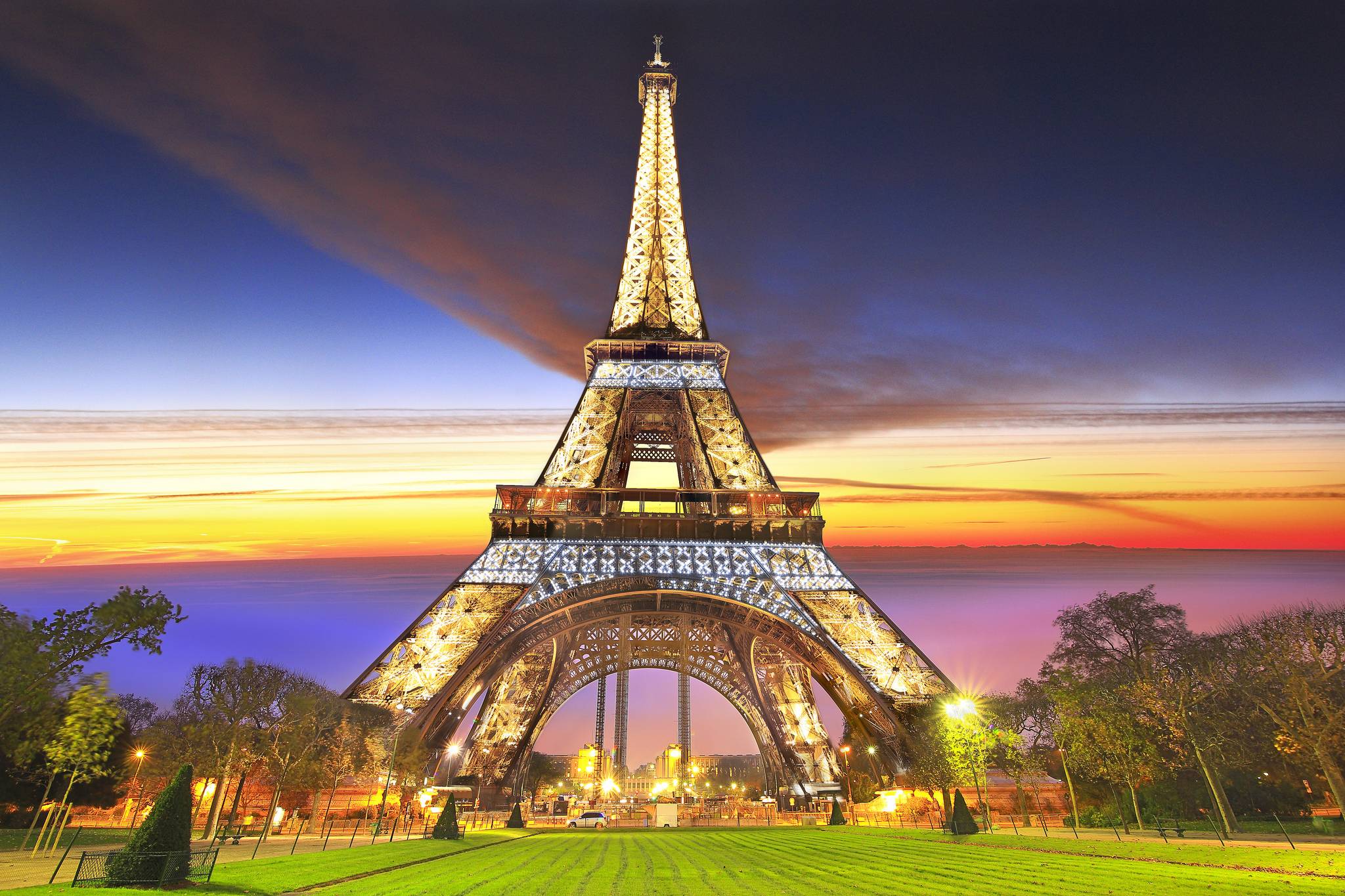  Screensaver  eiffel tower paris  for android