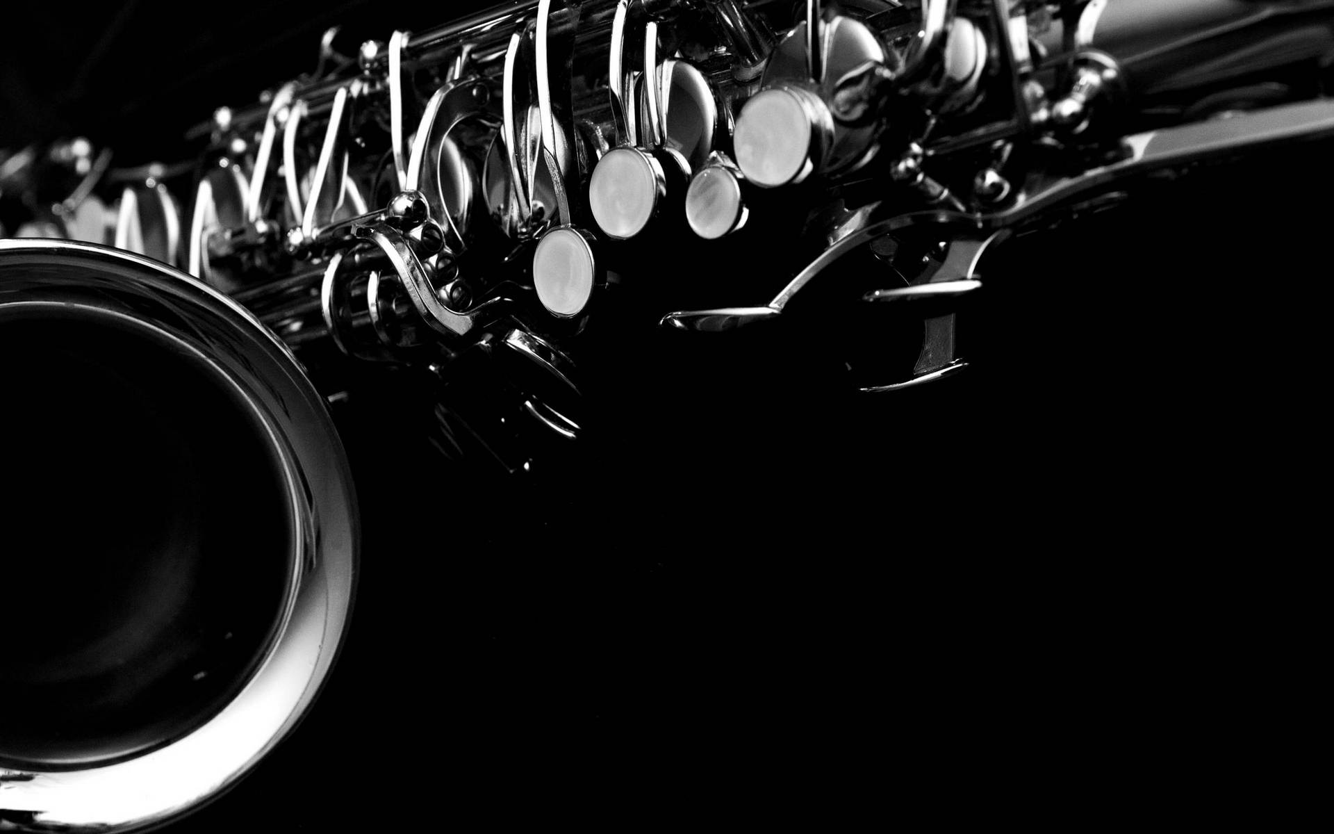 Wallpapers saxophone trumpet keys on the desktop