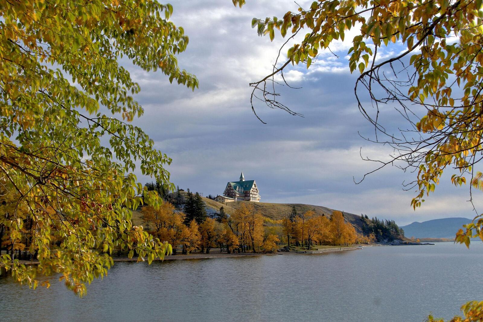 Wallpapers Prince of Wales Hotel Waterton National Park autumn on the desktop