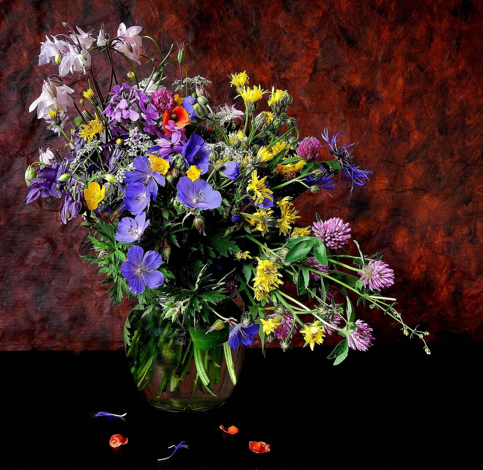 Обои натюрморт ваза полевые цветы на рабочий стол
