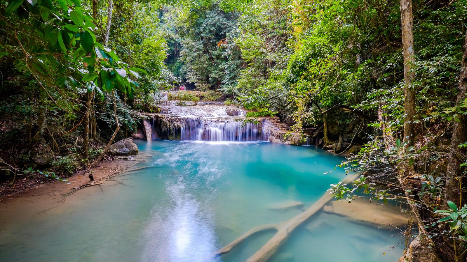 Free photo Photo national park kanchanaburi, a beautiful waterfall without registration