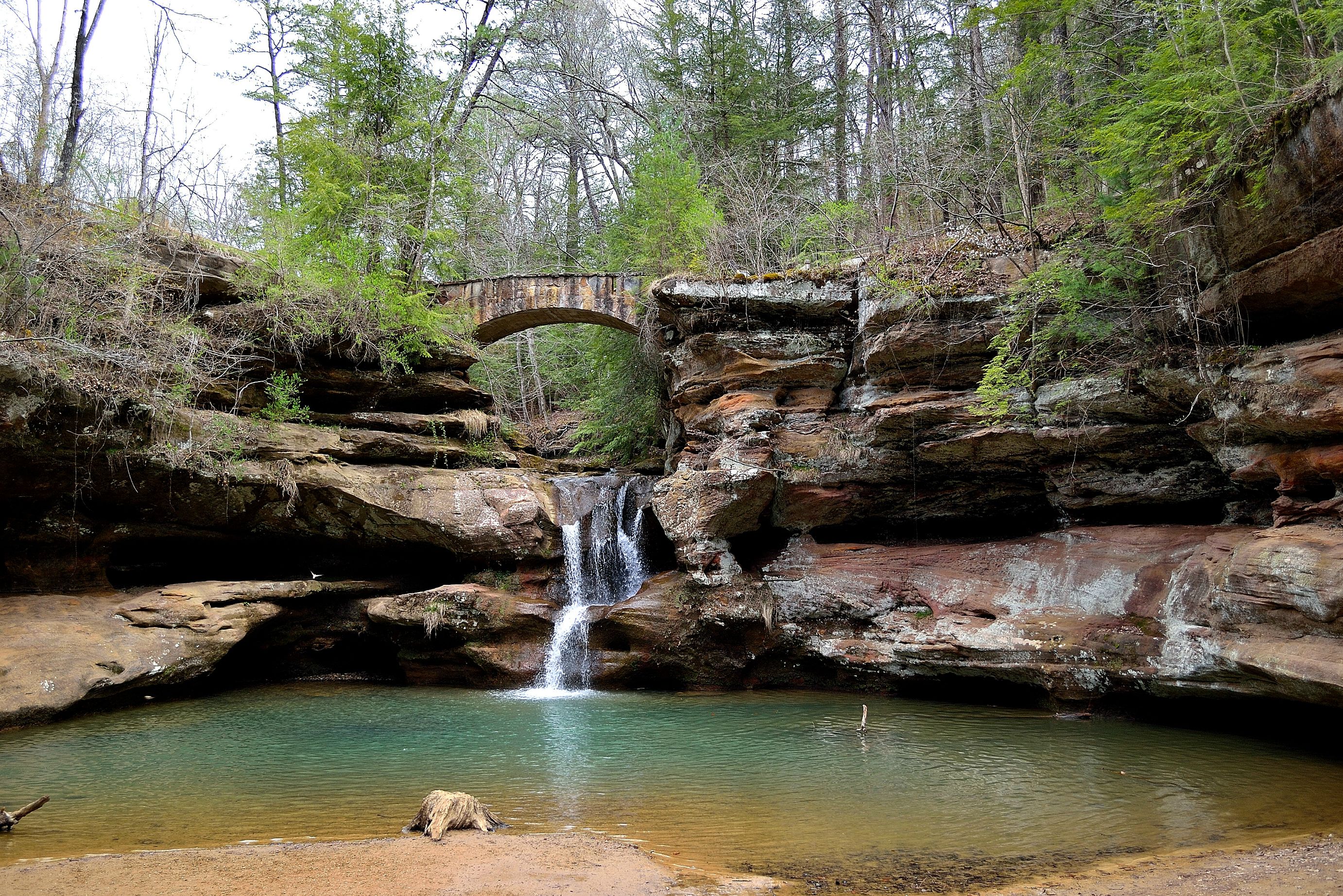 Фото бесплатно водопад в пещере Старика, Хокинг Hills State Park, штат Огайо