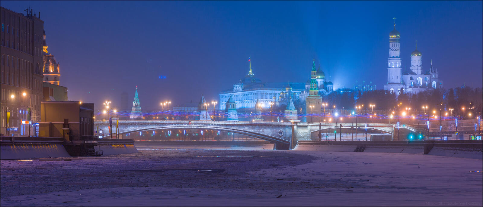 桌面上的壁纸俄罗斯 莫斯科 克里姆林宫和莫斯科大桥