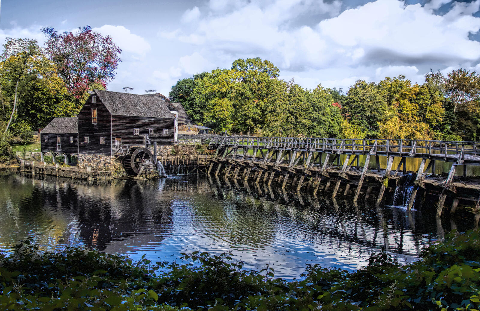 Wallpapers Philipsburg Manor a mill a dam on the desktop
